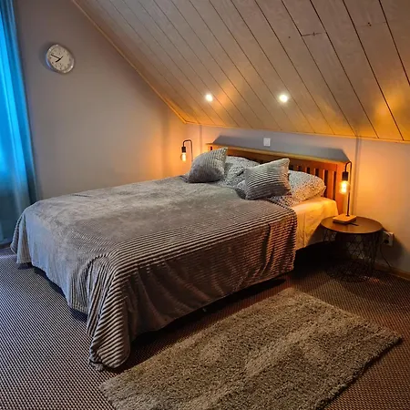 Wigwam Dom Z Basenem Na Kaszubach