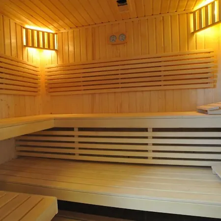 Wigwam Dom Z Basenem Na Kaszubach *