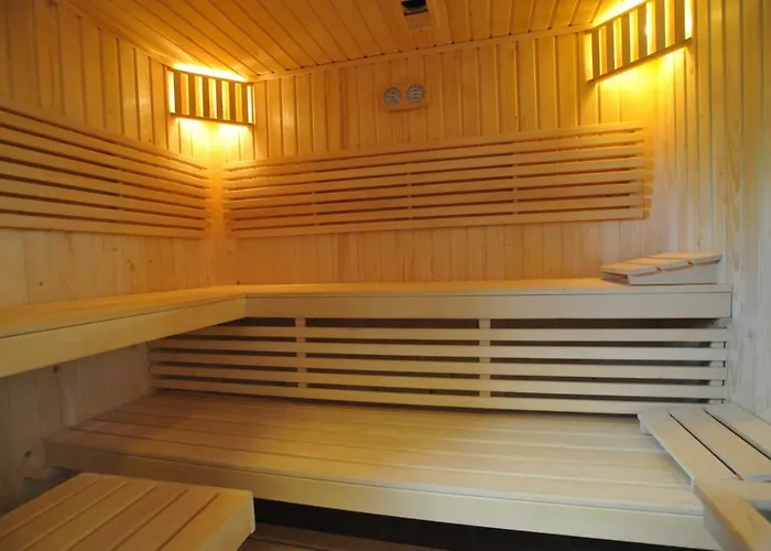 Wigwam Dom Z Basenem Na Kaszubach *